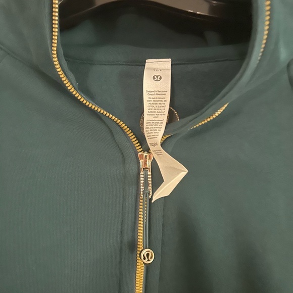 Lululemon Scuba Oversized Funnel Neck - Green XS/S - Picture 2 of 6